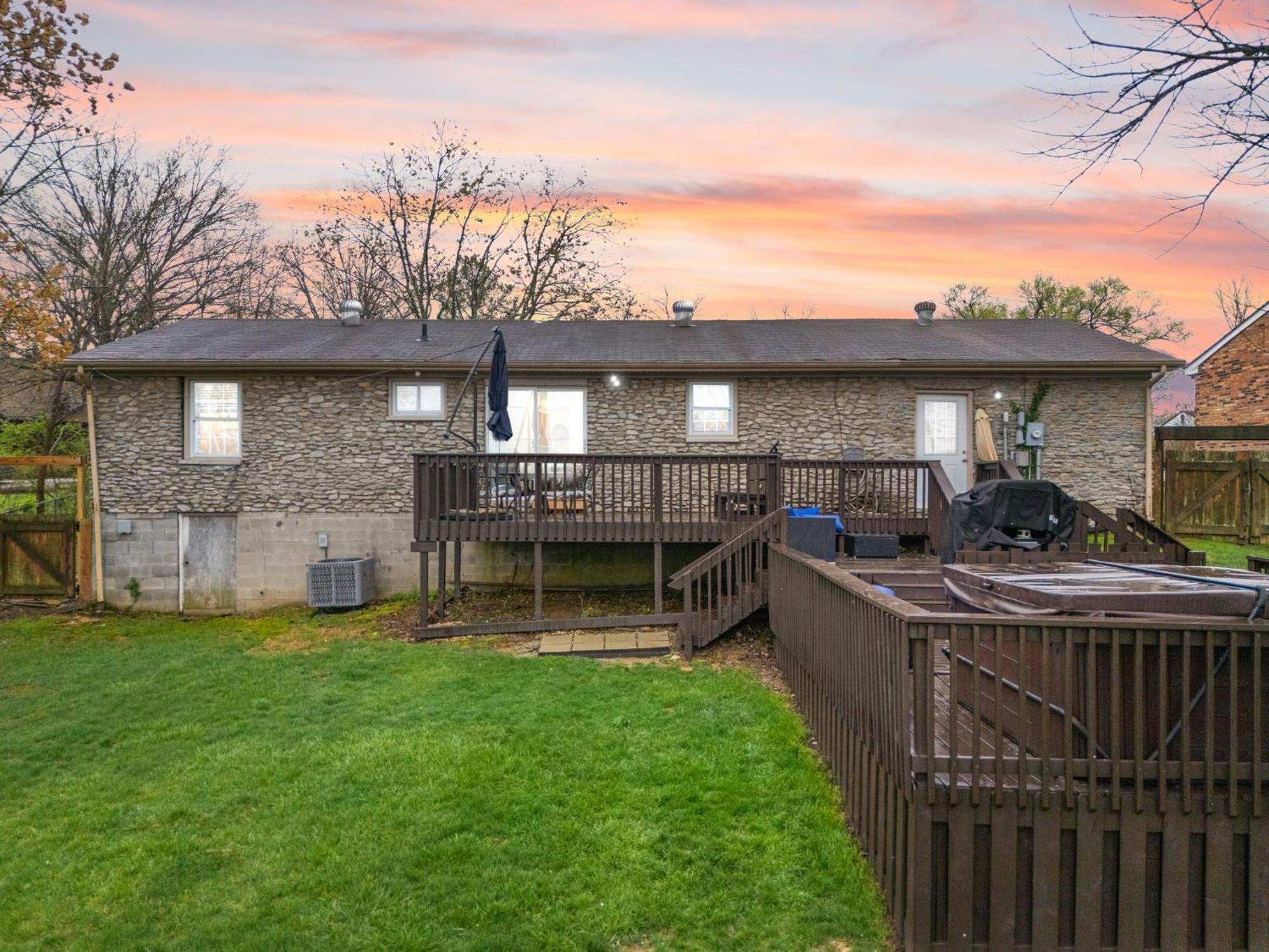 The Kentucky Bluegrass Retreat Villa Frankfort Exteriör bild